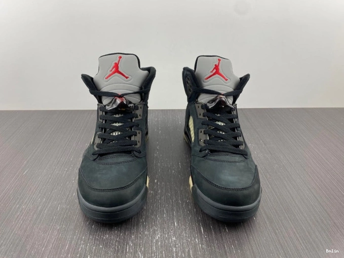 Bmlin Shoes 5 Air Off Noir DR0092-001 Jordan Gore-Tex 0706
